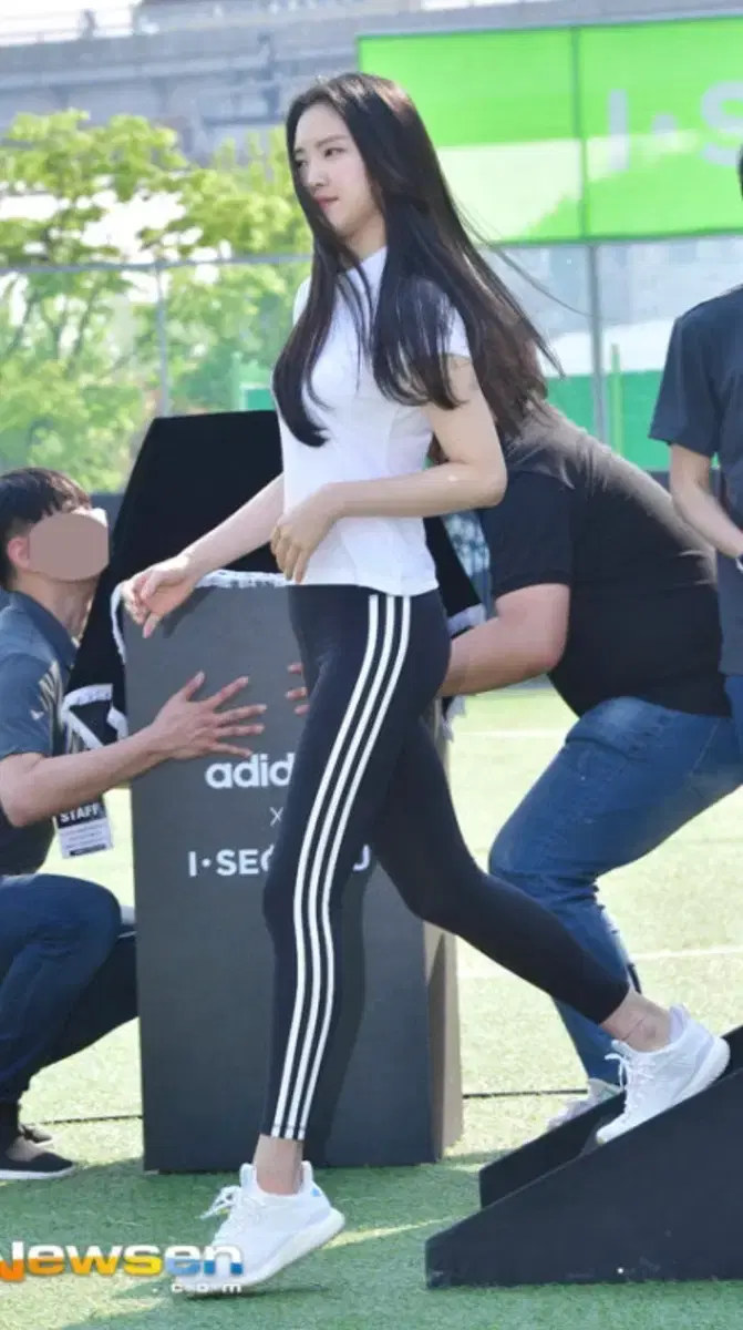 thumbnail-10